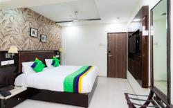 Treebo Laaiba Residency
