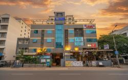 FabHotel Tan Square - Nr. Eon IT Park