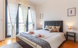 Vita Portucale | Modern Apartment with Garage