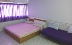 Chan Kim Don Mueang Guest House, free parking space and free Wifi