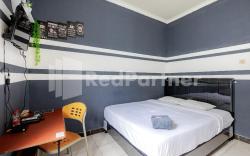 Karawaci Taman Permata Tiga Mitra RedDoorz