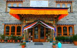Hotel Amodhara