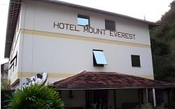 Hotel Mount Everest