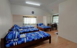 Catalina's Homestay (4 pax)