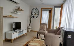 The Mansion Bougenville Fontana BF36L1