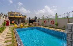 StayVista at Badshah Farmstay