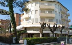 Hotel Aplo - Breakfast Experience