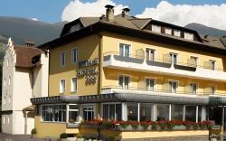 Tourist Hotel