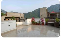 Luxury 2BHK Flat 2Baths Terrace  Lift Park Kitchen