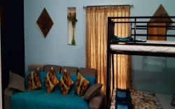 Konnectify Sextuple - 6 Person Room Suite