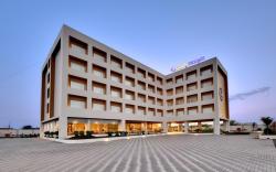 Click Hotel Pithampur