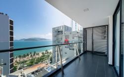 Ocean view 3 bedroom apartment in Maple