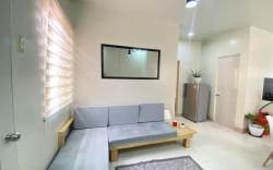Cozy Staycation agoda|Hot shower|Wi-fi & Netflix|