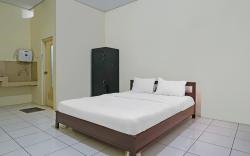 OYO Life 92641 Guest House Palinggihan Ii