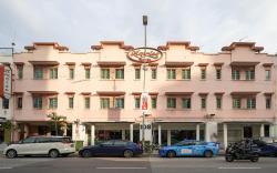 Amrise Hotel(Check in at 10PM, Check out at 9AM)