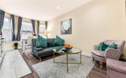 Awesome 2 Bed Flat Surrey Quays Free Parking