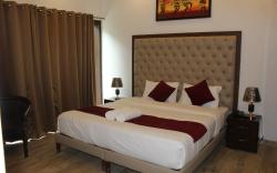 Hotel  Khanna Residency