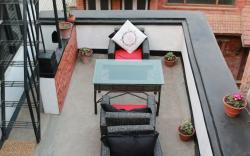 Hira Guest House