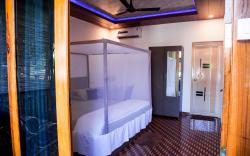 Patnem Beach Cottages