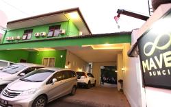 Maven Buncit Hotel