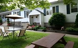 Founder's Brook Motel and Suites