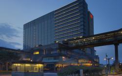 Sheraton Grand Bangalore Hotel at Brigade Gateway