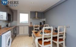 Stylish 3 bedroom apartment Edinburgh