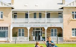 YHA Port Elliot Beach House