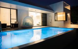Private Pool Villa Sarah Resort Villa, Haisekijima, 2 Beds