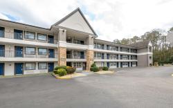 Motel 6 Columbus, GA - Columbus Airport