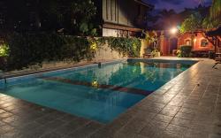 Keyani Bungalows