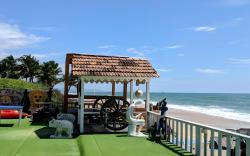 Nasya's Beachside Cottages 