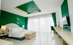 Sleep with Me Hotel Design Hotel at Patong