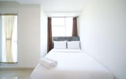 Simple Studio at Grand Sungkono Lagoon By Travelio