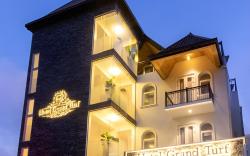 Hotel Grand Turf