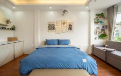 Holly's Bliss Balcony Homestay