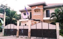 RedDoorz @ D'Little Egg Hostel Pangasinan