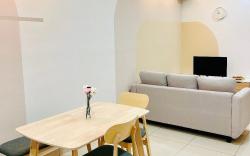 Damen  2 Bedroom Nearby Sunway Subang by DW