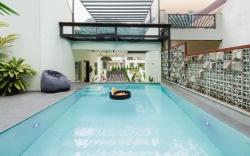 StayVista at Villa Vaari with Pvt Pool & Gazebo