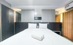 Homey Warm Studio at Mansyur Residence By Travelio