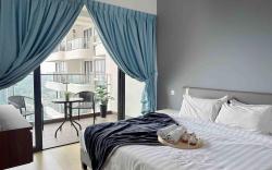 Royal Super Seaview Relax Family Suites