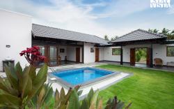 StayVista at Ava - The Country House