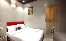 Hotel Eros - Near Mumbai International Airport T2