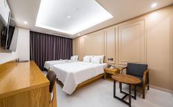 Yangsan Times Square Hotel