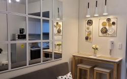 Chic 1br Pool View Balcony near Airport & Sky Way