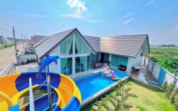 Teepakpoolvilla