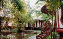 Eden Garden by Cliff Way