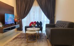 Southville Stay 3 @ Savanna Executive Suite