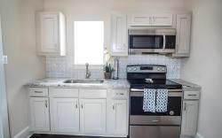 Beautiful Guest House on New Built Home Near Downtown
