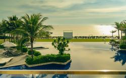 Seaside Cam Ranh villa with private pool (3BR)
